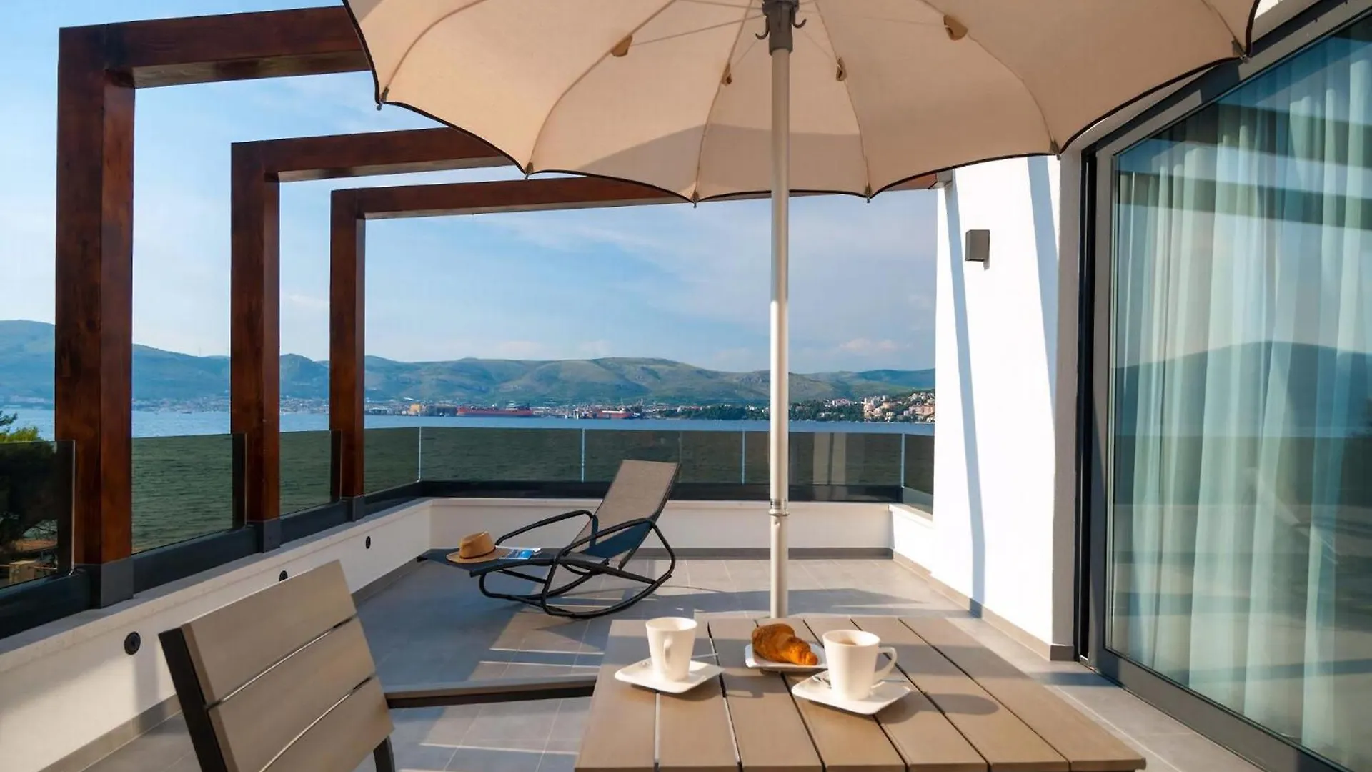 Villa Trogir Deluxe 1 6 Beautiful Bedrooms - Sea Front Private Pools - Sauna