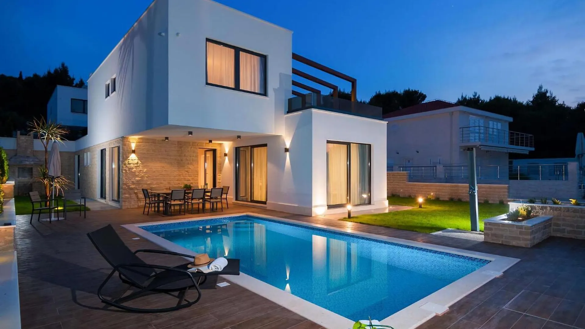 Villa Trogir Deluxe 1 6 Beautiful Bedrooms - Sea Front Private Pools - Sauna